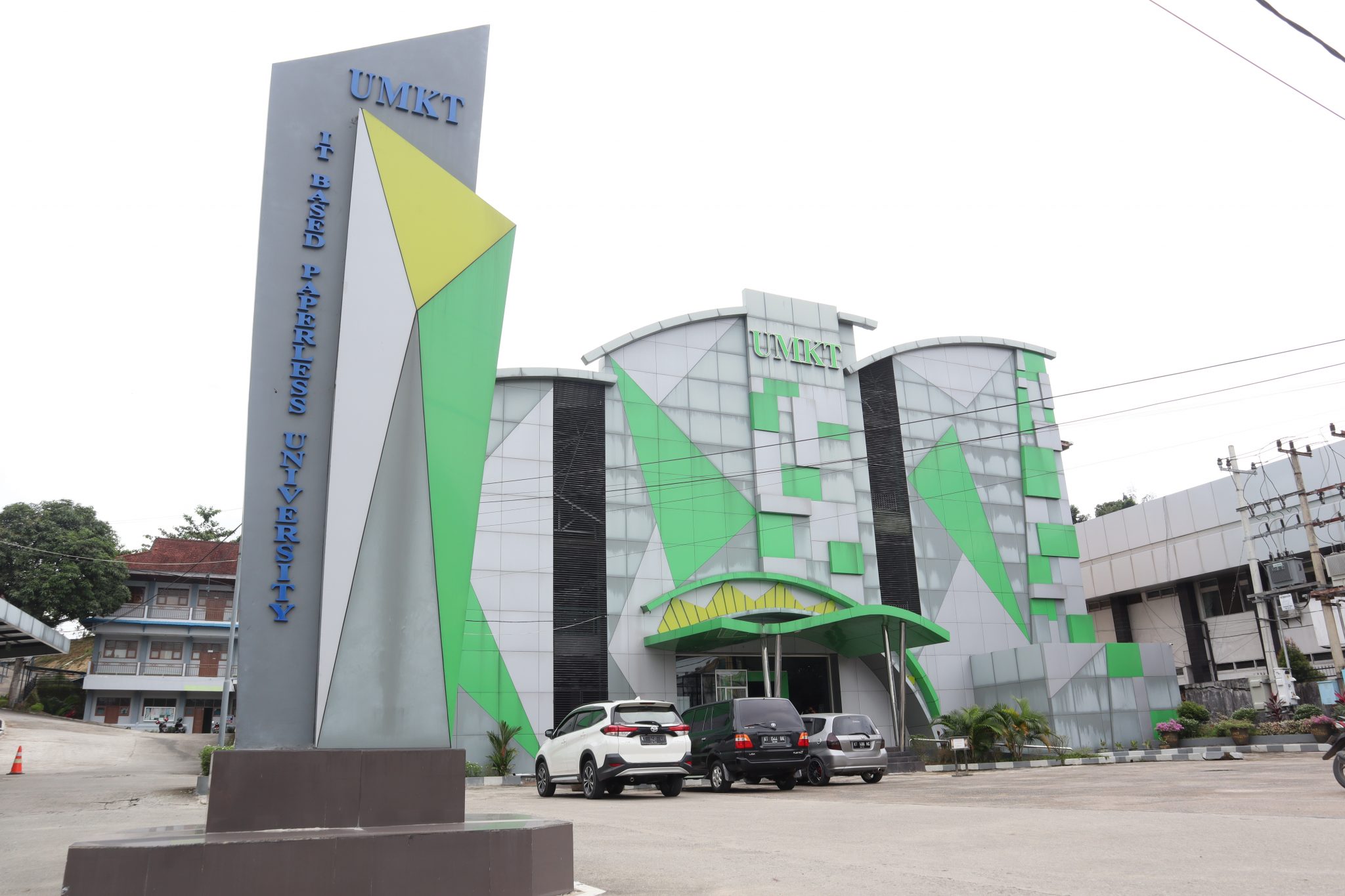 Kampus UMKT di Kaltim